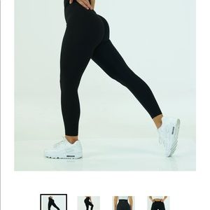 NVGTN signature leggings